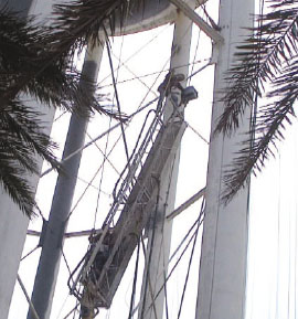 photo of suspension scaffold