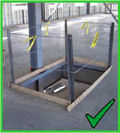 Los barandales/barandillas  de cable deben cumplir las mismas reglas que los barandales de madera.